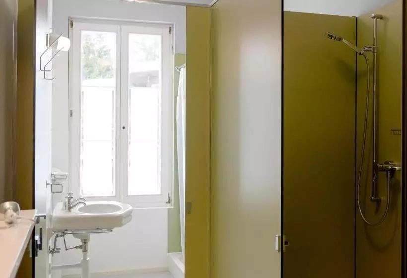 בית מלון כפרי Regina