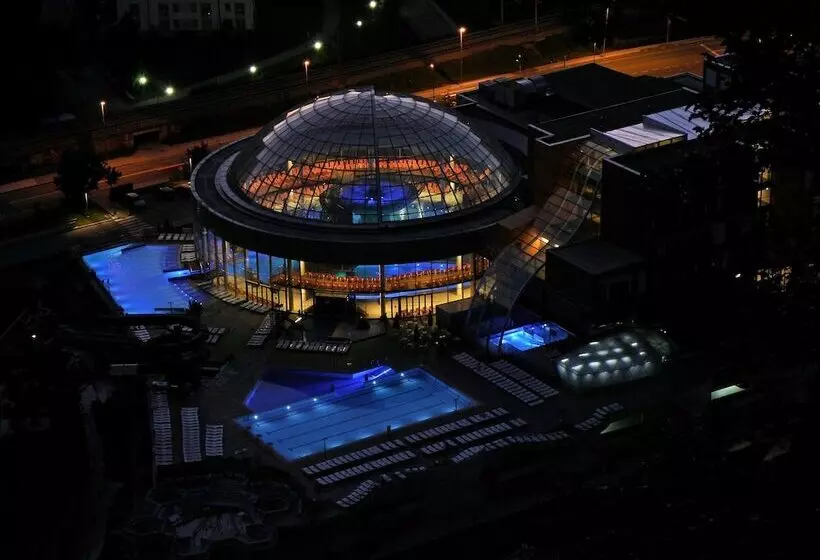 ホテル Thermana Park Laško