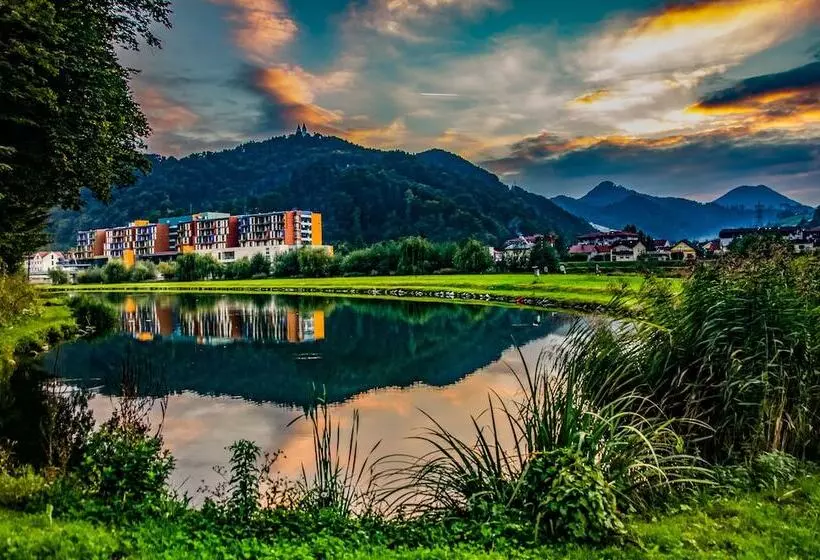 ホテル Thermana Park Laško