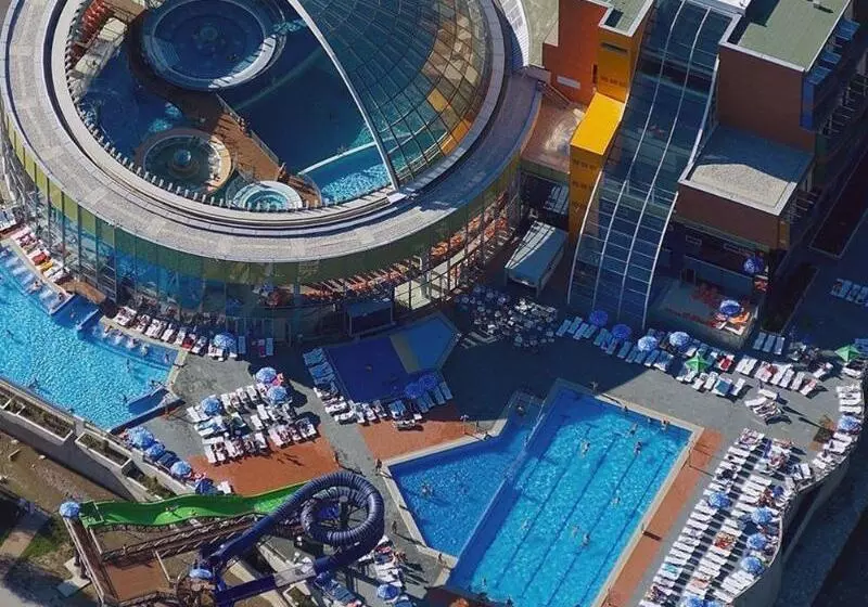 ホテル Thermana Park Laško