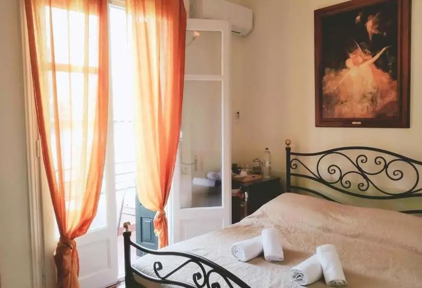 ペンション Atheaton Traditional Guesthouse