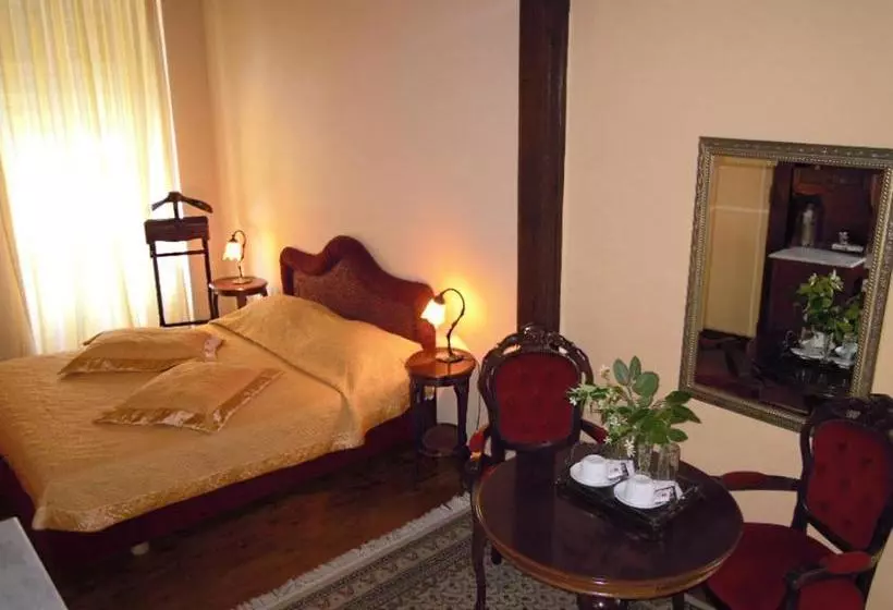 ペンション Atheaton Traditional Guesthouse