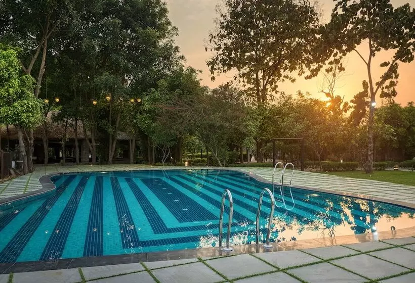 ホテル Corbett Machaan Resort