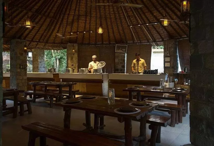 ホテル Corbett Machaan Resort