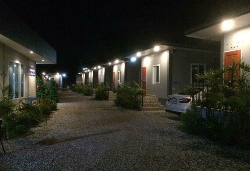 بنسيون Baan Phu Jad Kan