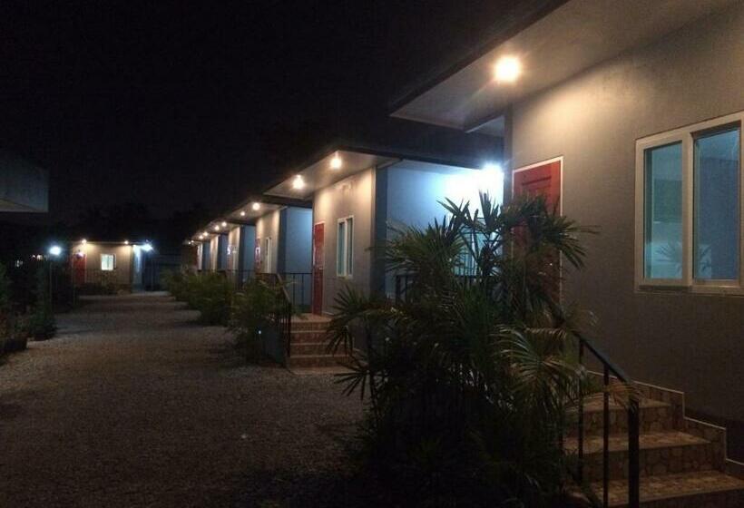 بنسيون Baan Phu Jad Kan