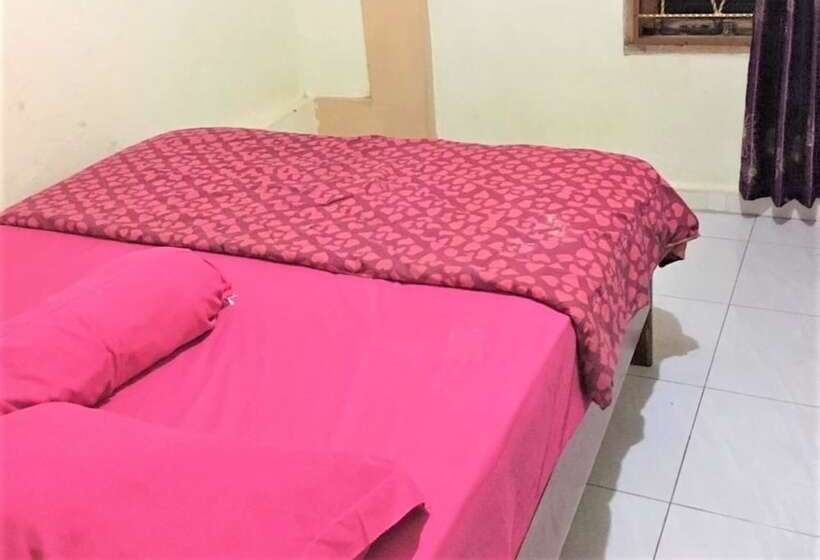 פנסיון Estedela