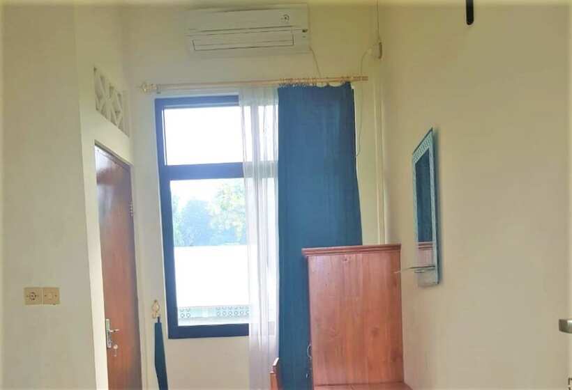 פנסיון Estedela