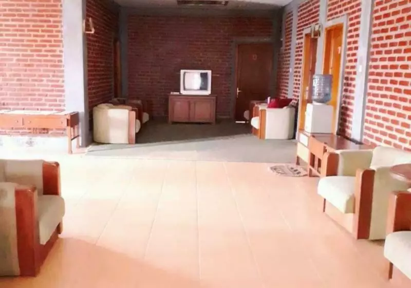 Majatalo Villa Orange Lembang Pengkolan