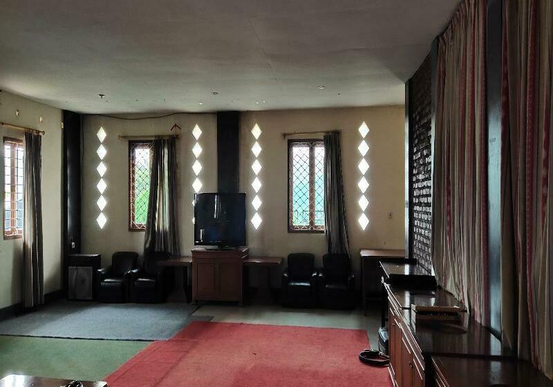 Pensionat Villa Orange Lembang Pengkolan