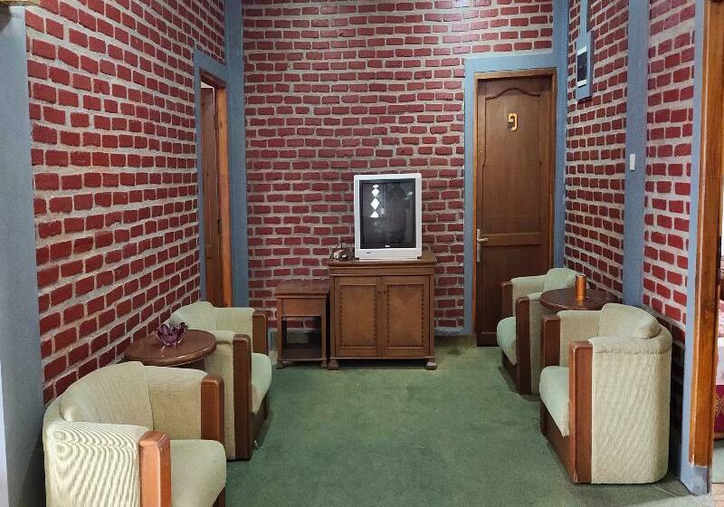 Pensionat Villa Orange Lembang Pengkolan