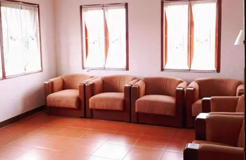 Majatalo Villa Orange Lembang Pengkolan