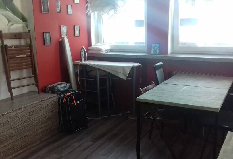 Honey Hostel Centrum