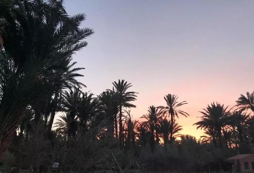 Hotelli Bivouac Lot Of Stars