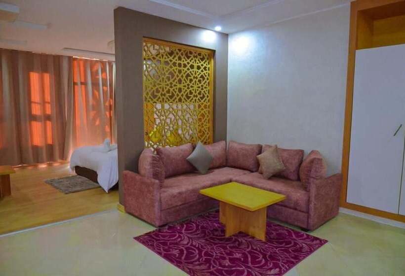 هتل Hôtel Saharatel