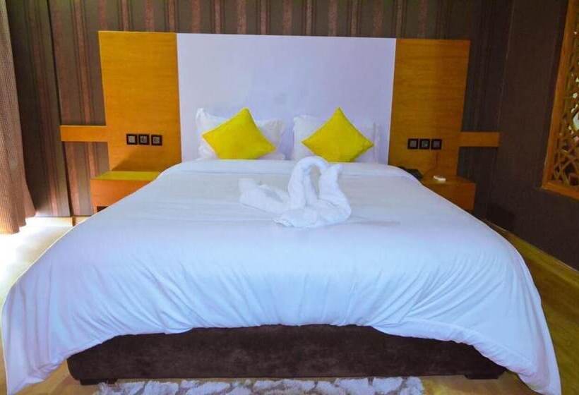 هتل Hôtel Saharatel