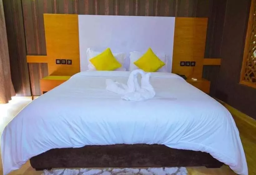 هتل Hôtel Saharatel