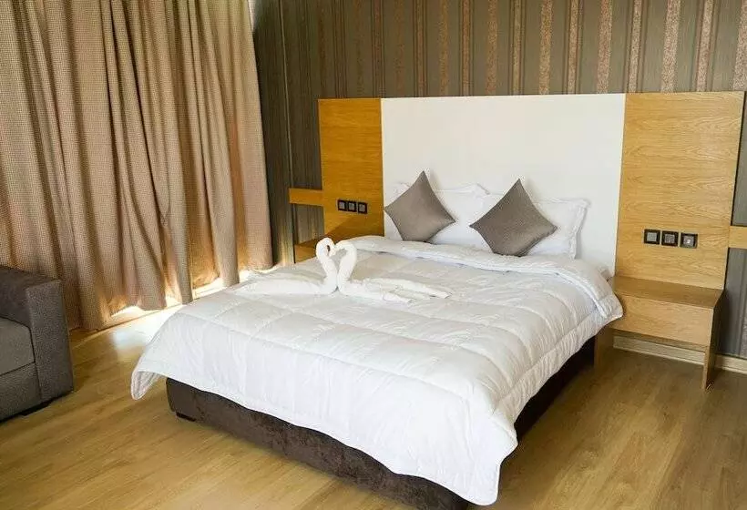 هتل Hôtel Saharatel