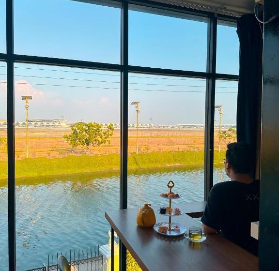 호텔 Skyline Resort