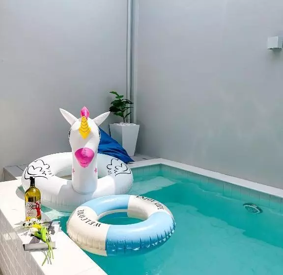 Hotelli Skyline Resort