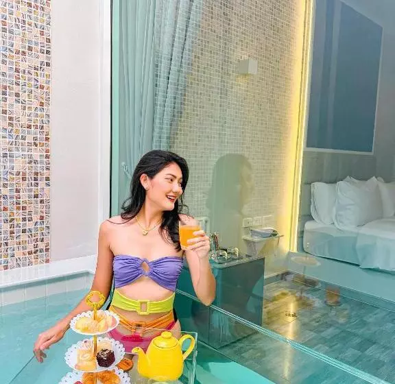 Hotelli Skyline Resort