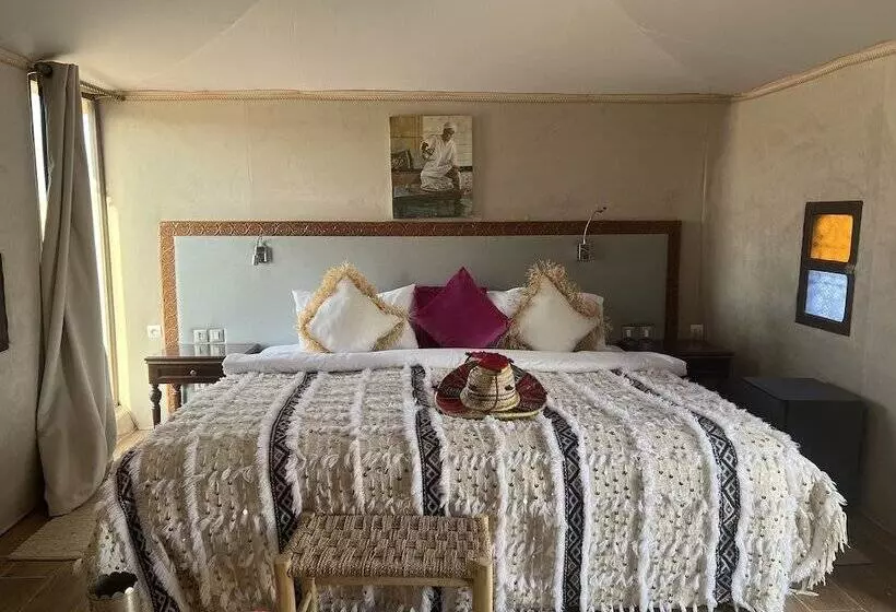 Hotelli Agafay Yes We Camps & Spa