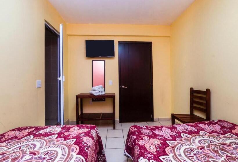 Hotel Zaragoza, San Juan De Los Lagos