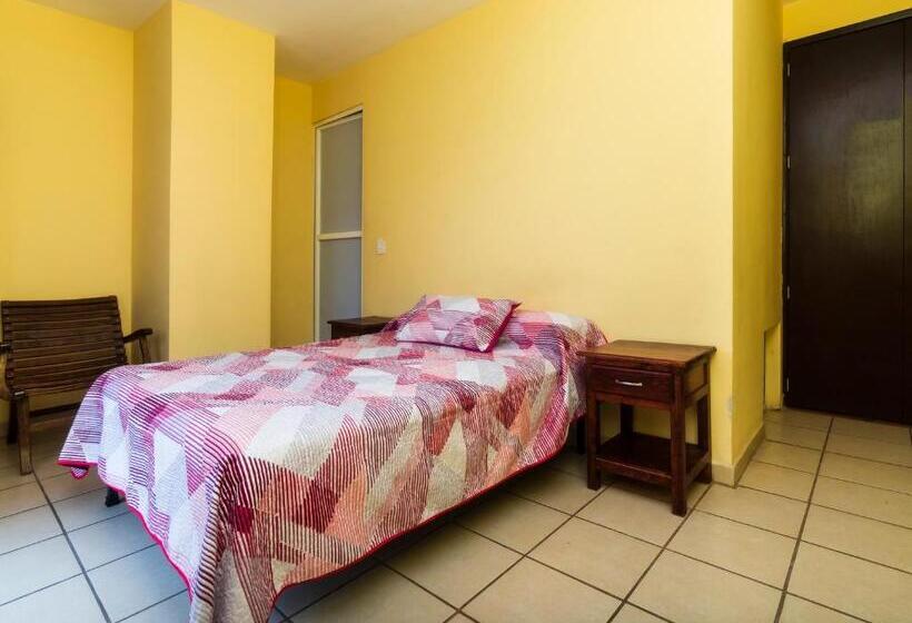 Hotel Zaragoza, San Juan De Los Lagos