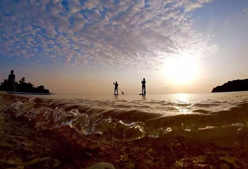 Marinx Classic Harborview Pension