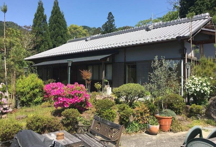 פנסיון Minsyuku Atsuan