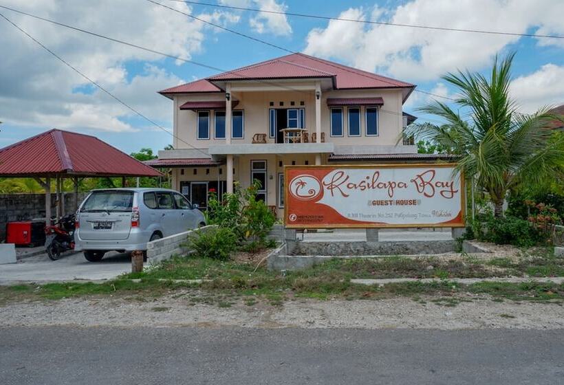 פנסיון Reddoorz @ Tomia Island Wakatobi