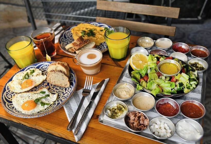 ユースホステル Capsule & Dormitory Space X