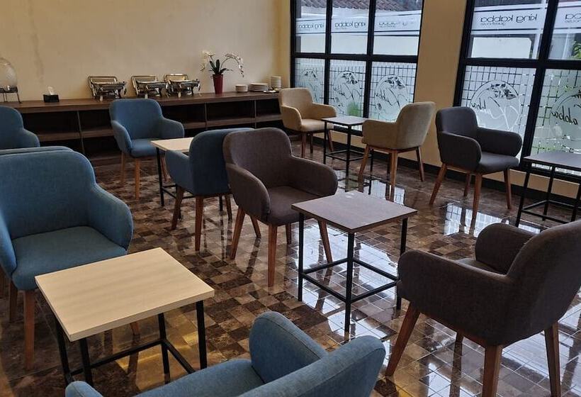 Bed and Breakfast Kingkabba Guest House Wonosobo