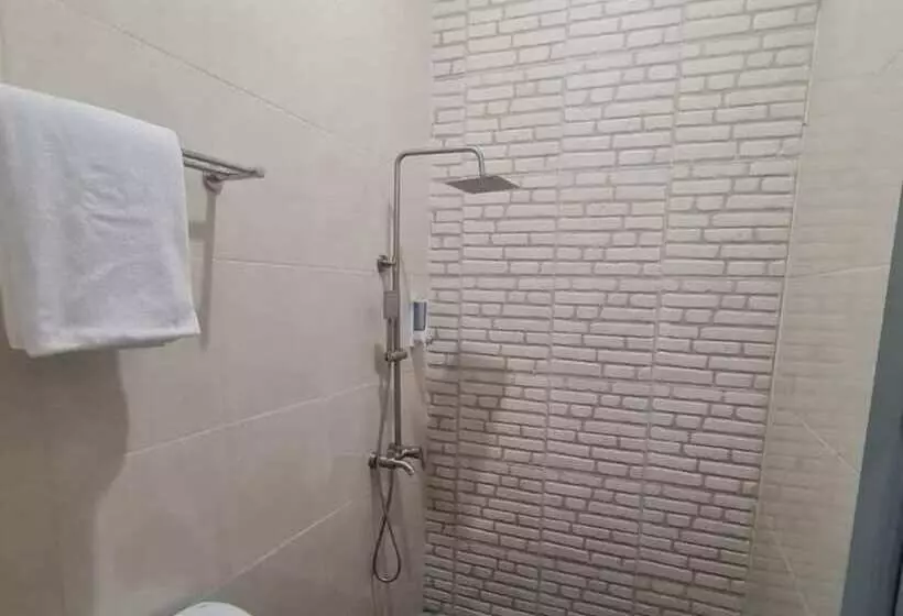 Aamiaismajoitus (B&B) Kingkabba Guest House Wonosobo