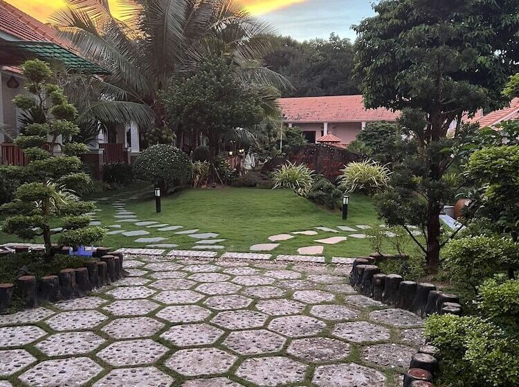 هتل Bungalow Sang Tuoi Mountains