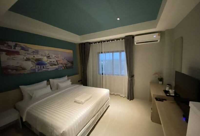 ホテル Dhanakarn5