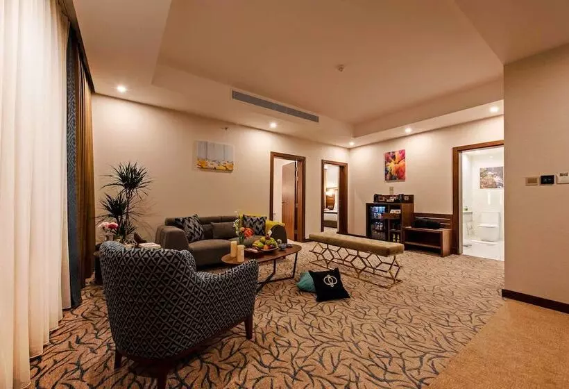 فندق سن داي الزمرد Sunday Emerald