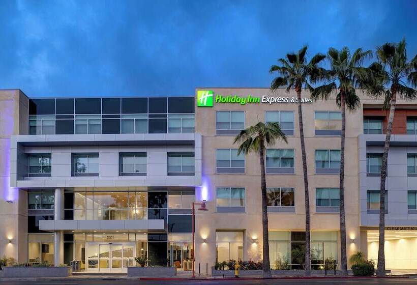 בית מלון כפרי Holiday Inn Express & Suites   Glendale Downtown