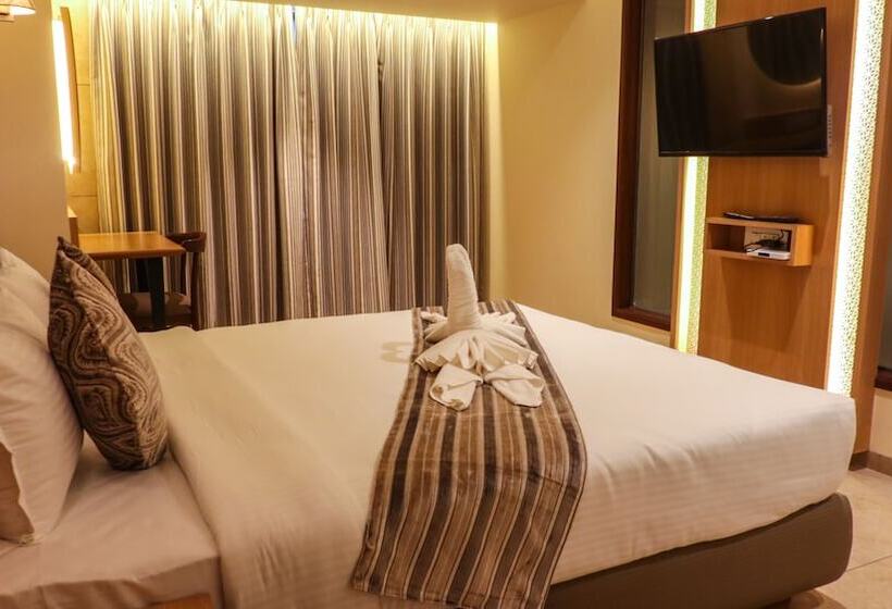 Hotel Rudra Shelter Business