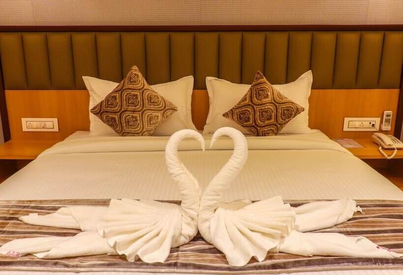 Hotel Rudra Shelter Business