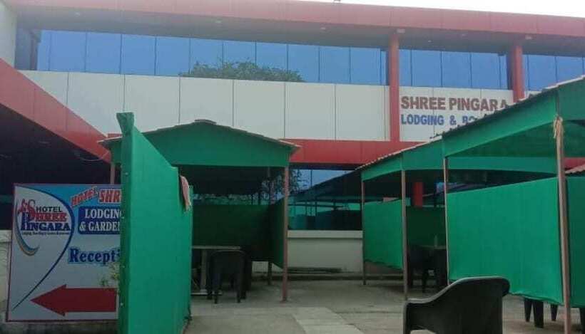 Hotell Shree Pingara
