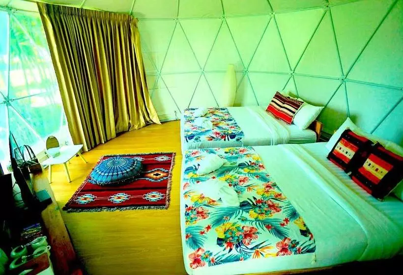 Hotelli The Campster Kanchanaburi