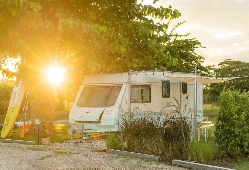 فندق The Campster Kanchanaburi