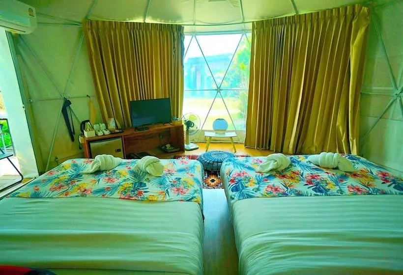 Hotelli The Campster Kanchanaburi