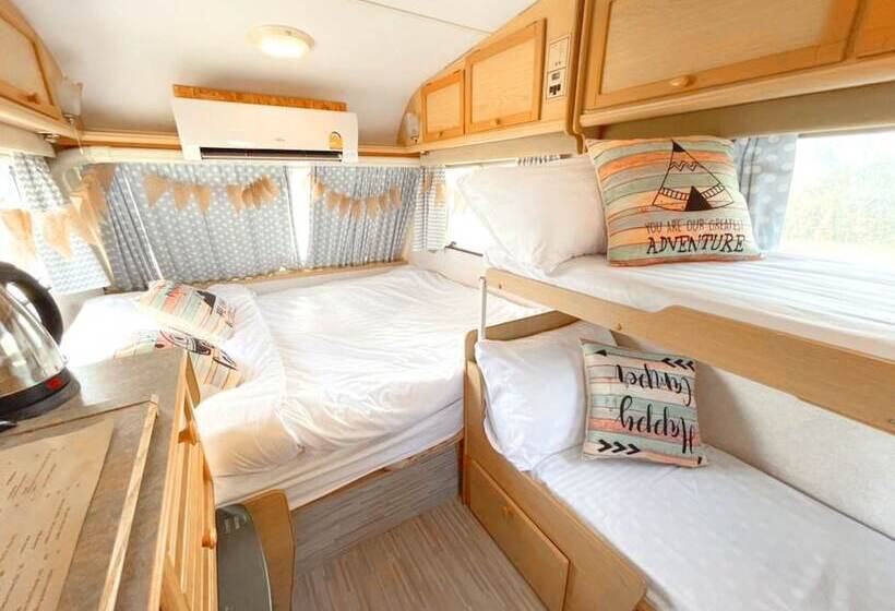 فندق The Campster Kanchanaburi