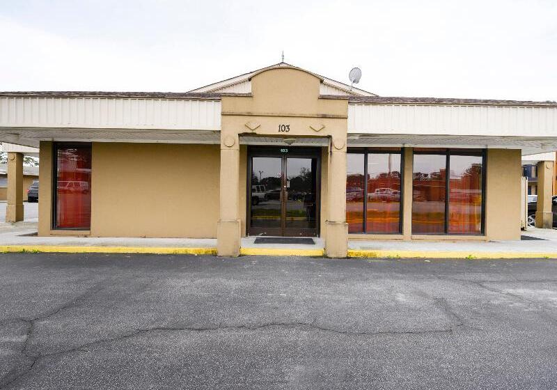 Мотель Days Inn Williamston By Oyo