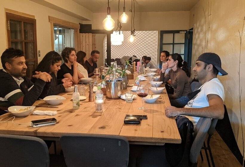 Pensió Japan Snowsports