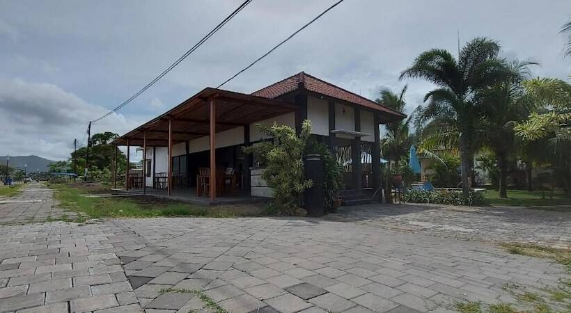 פנסיון Kuta Paradise