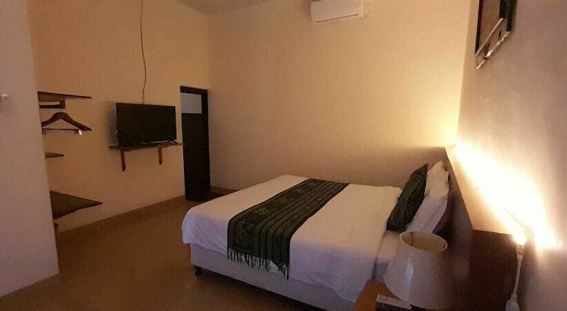 פנסיון Kuta Paradise