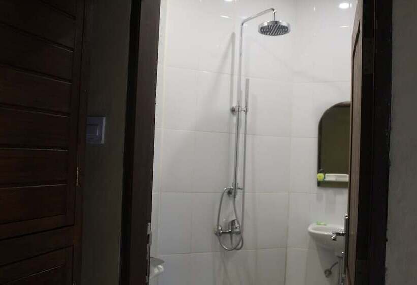 ペンション The Garuda Homestay Sanur